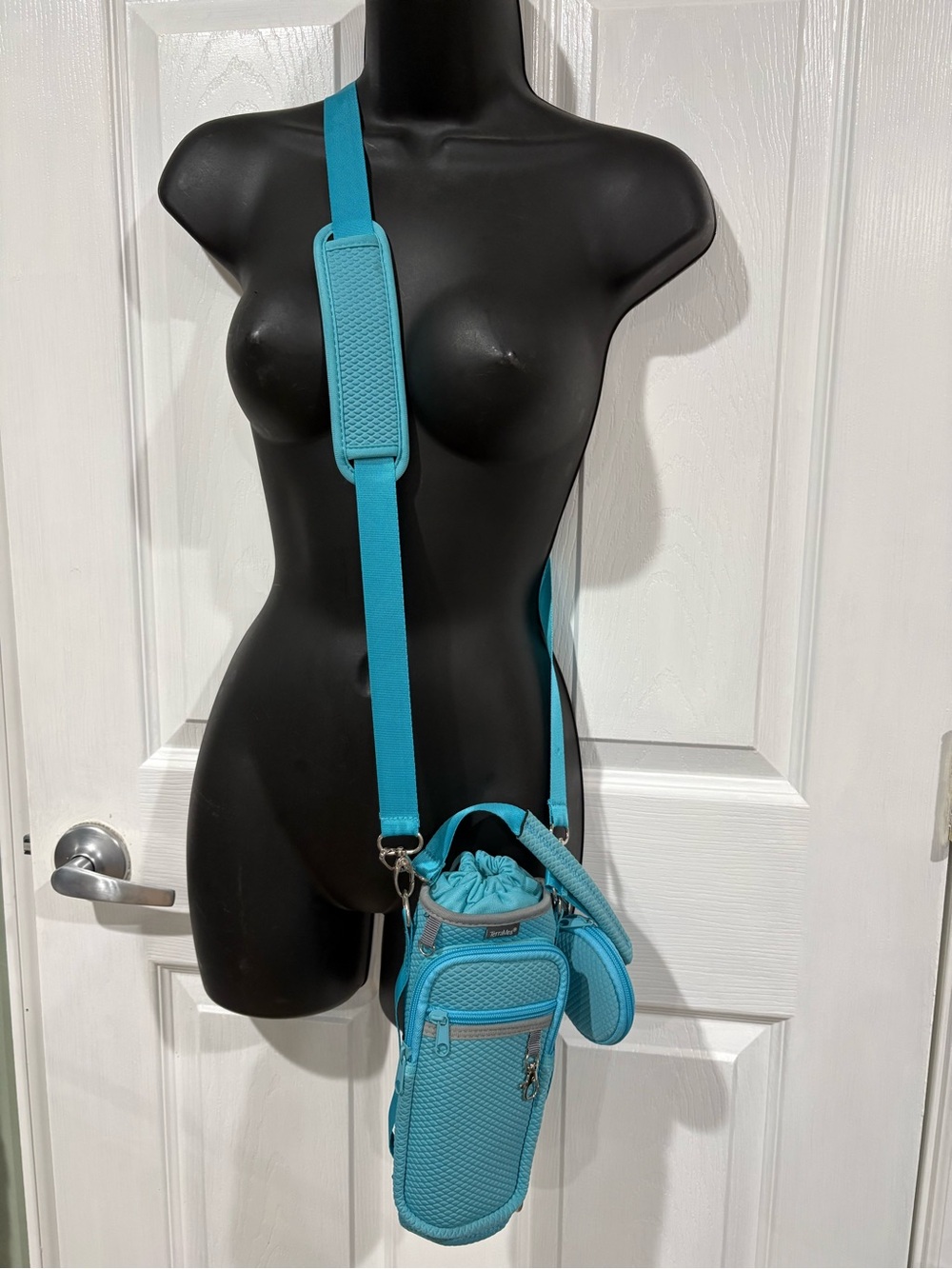 TerraMes Crossbody water Bottle carrier Bag with Adjustable Strap - Women